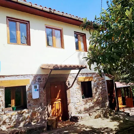 Casa Ferreira, Senda Del Oso Holiday home